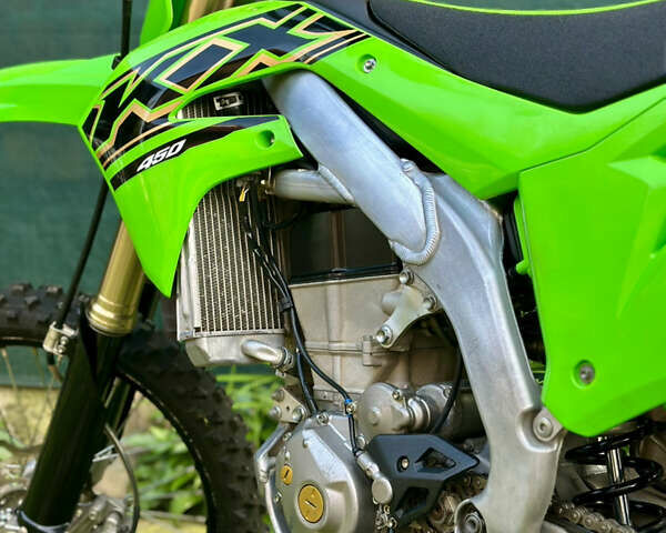 Зеленый Кавасаки KX 450F, объемом двигателя 0.45 л и пробегом 1 тыс. км за 6200 $, фото 14 на Automoto.ua