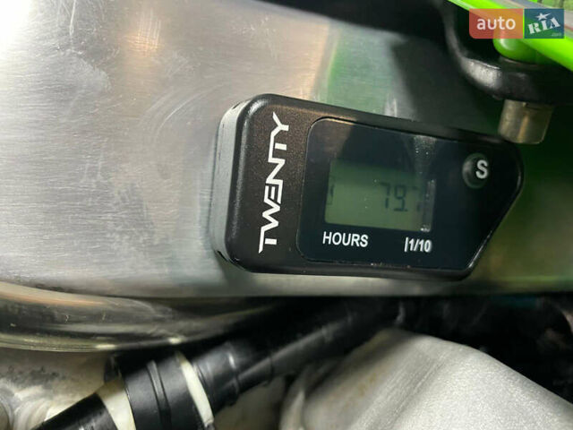 Зеленый Кавасаки KX 450F, объемом двигателя 0.45 л и пробегом 1 тыс. км за 6300 $, фото 22 на Automoto.ua