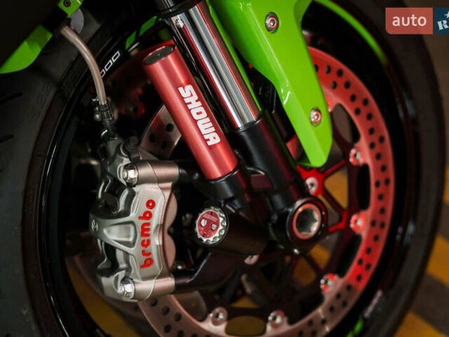Кавасаки Ninja 1000 ZX-10R, объемом двигателя 1 л и пробегом 10 тыс. км за 17000 $, фото 14 на Automoto.ua