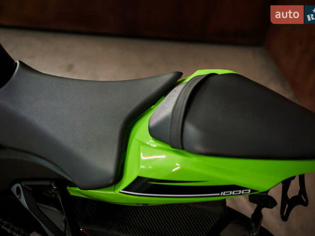 Кавасаки Ninja 1000 ZX-10R, объемом двигателя 1 л и пробегом 10 тыс. км за 17000 $, фото 13 на Automoto.ua