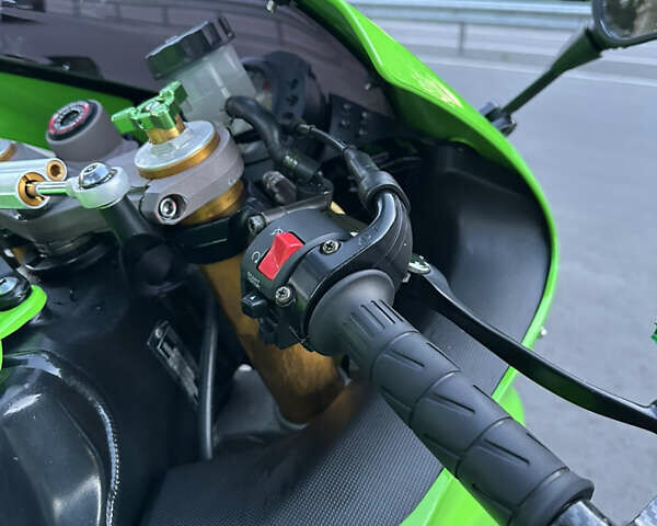 Зелений Кавасакі Ninja 1000 ZX-10R, об'ємом двигуна 1 л та пробігом 21 тис. км за 8100 $, фото 8 на Automoto.ua
