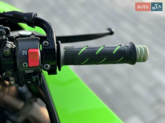 Зелений Кавасакі Ninja 1000 ZX-10R, об'ємом двигуна 1 л та пробігом 28 тис. км за 9999 $, фото 23 на Automoto.ua