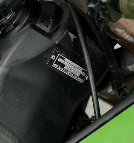 Зеленый Кавасаки Ninja 1000 ZX-10R, объемом двигателя 1 л и пробегом 10 тыс. км за 5500 $, фото 9 на Automoto.ua