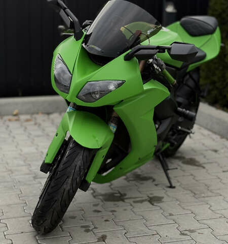 Зеленый Кавасаки Ninja 1000 ZX-10R, объемом двигателя 1 л и пробегом 10 тыс. км за 5500 $, фото 17 на Automoto.ua