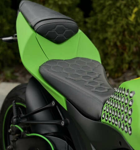 Зеленый Кавасаки Ninja 1000 ZX-10R, объемом двигателя 1 л и пробегом 10 тыс. км за 5500 $, фото 8 на Automoto.ua
