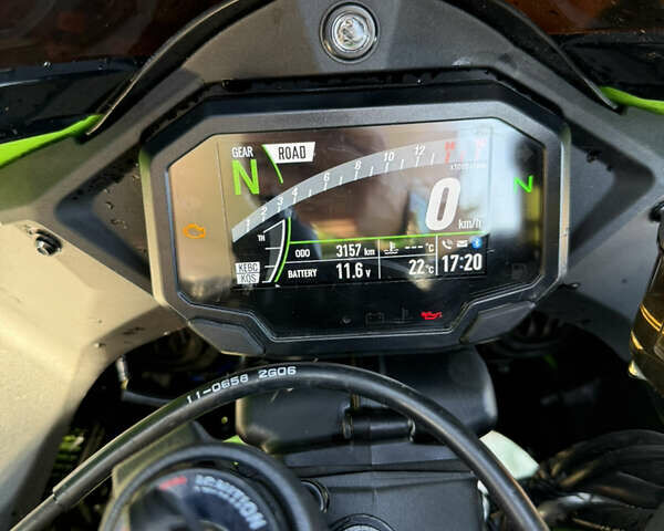 Зеленый Кавасаки Ninja 1000 ZX-10R, объемом двигателя 1 л и пробегом 3 тыс. км за 20000 $, фото 5 на Automoto.ua