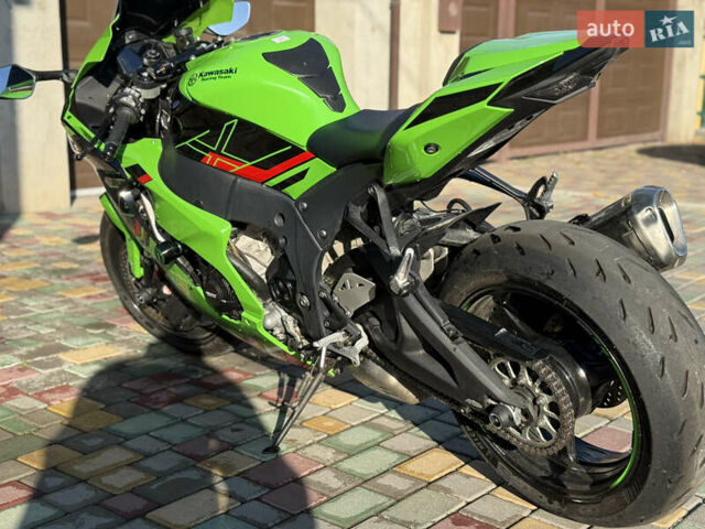 Зеленый Кавасаки Ninja 1000 ZX-10R, объемом двигателя 1 л и пробегом 3 тыс. км за 20000 $, фото 2 на Automoto.ua