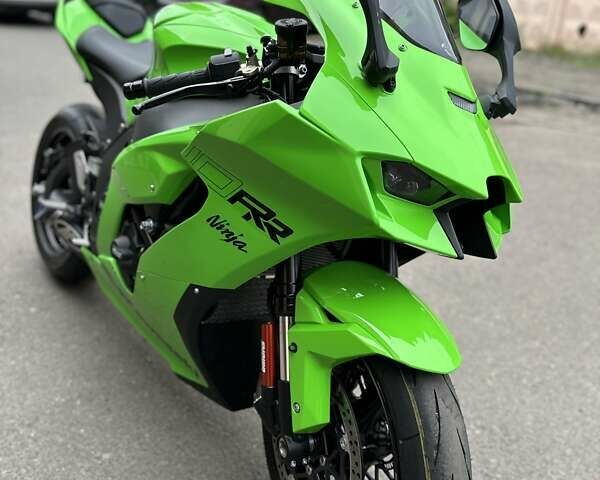 Зеленый Кавасаки Ninja 1000 ZX-10R, объемом двигателя 1 л и пробегом 1 тыс. км за 22999 $, фото 9 на Automoto.ua