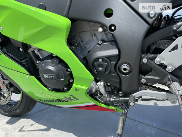 Зеленый Кавасаки Ninja 1000 ZX-10R, объемом двигателя 1 л и пробегом 4 тыс. км за 21500 $, фото 16 на Automoto.ua