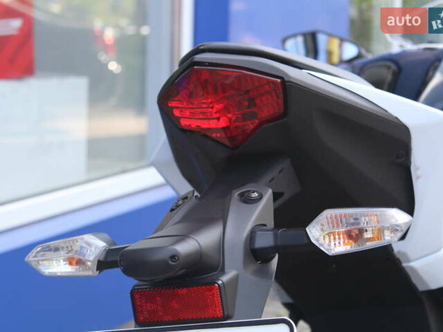 Білий Кавасакі Ninja 250, об'ємом двигуна 0.25 л та пробігом 3 тис. км за 3500 $, фото 16 на Automoto.ua