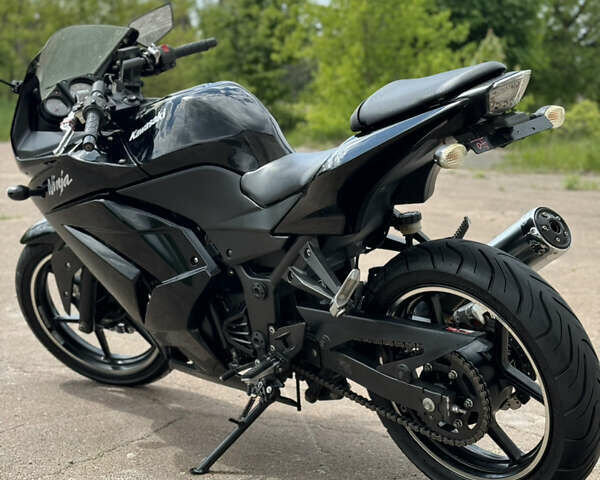 Кавасаки Ninja 250, объемом двигателя 0 л и пробегом 33 тыс. км за 2900 $, фото 3 на Automoto.ua