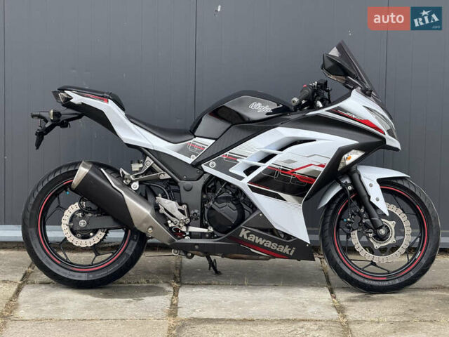 Кавасаки Ninja 250, объемом двигателя 0.25 л и пробегом 15 тыс. км за 3800 $, фото 3 на Automoto.ua