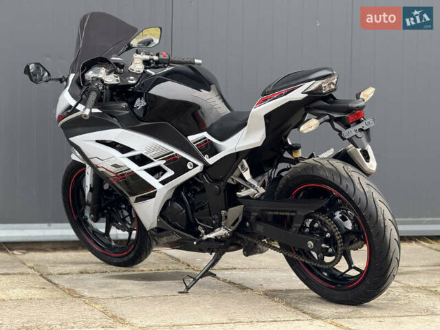 Кавасаки Ninja 250, объемом двигателя 0.25 л и пробегом 15 тыс. км за 3800 $, фото 5 на Automoto.ua