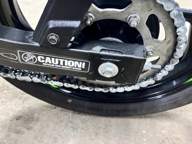 Кавасаки Ninja 250, объемом двигателя 0.25 л и пробегом 0 тыс. км за 3300 $, фото 5 на Automoto.ua