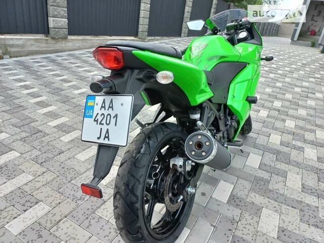 Зелений Кавасакі Ninja 250, об'ємом двигуна 0.25 л та пробігом 7 тис. км за 3500 $, фото 17 на Automoto.ua