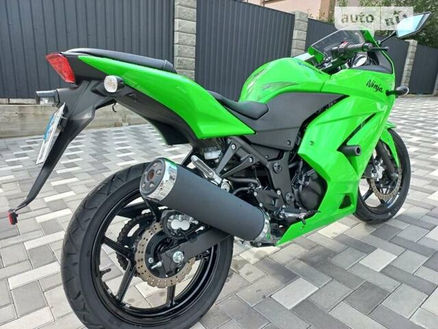 Зелений Кавасакі Ninja 250, об'ємом двигуна 0.25 л та пробігом 7 тис. км за 3500 $, фото 13 на Automoto.ua