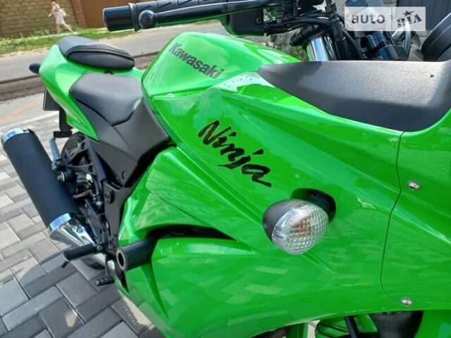 Зелений Кавасакі Ninja 250, об'ємом двигуна 0.25 л та пробігом 7 тис. км за 3500 $, фото 3 на Automoto.ua