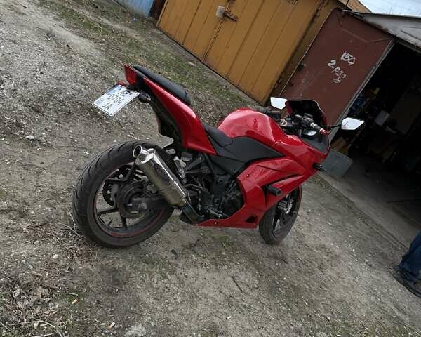 Красный Кавасаки Ninja 250R, объемом двигателя 0.25 л и пробегом 39 тыс. км за 3000 $, фото 3 на Automoto.ua
