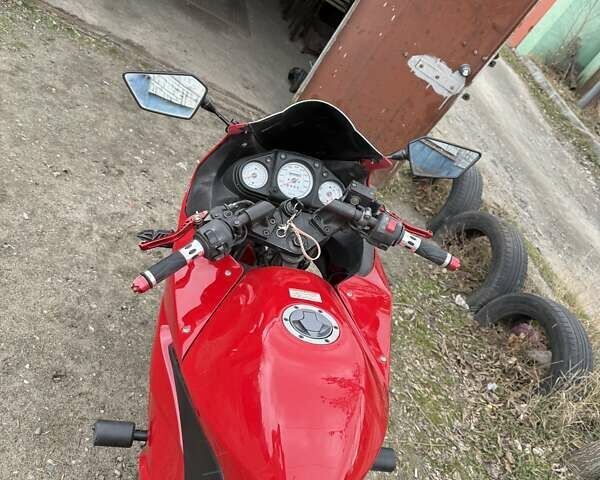 Красный Кавасаки Ninja 250R, объемом двигателя 0.25 л и пробегом 39 тыс. км за 3000 $, фото 4 на Automoto.ua