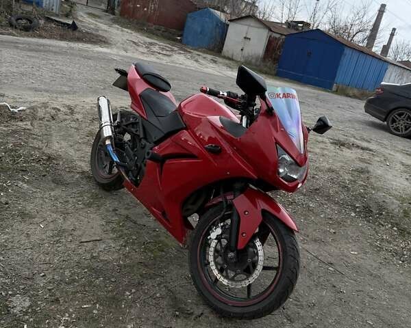 Красный Кавасаки Ninja 250R, объемом двигателя 0.25 л и пробегом 39 тыс. км за 3000 $, фото 2 на Automoto.ua