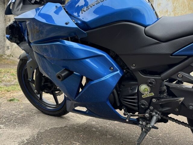 Кавасакі Ninja 250R, об'ємом двигуна 0.25 л та пробігом 0 тис. км за 1600 $, фото 7 на Automoto.ua