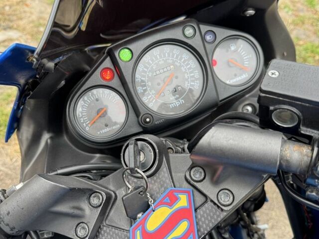 Кавасакі Ninja 250R, об'ємом двигуна 0.25 л та пробігом 0 тис. км за 1600 $, фото 5 на Automoto.ua