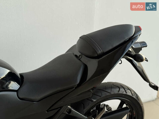 Кавасаки Ninja 250R, объемом двигателя 0.25 л и пробегом 18 тыс. км за 2900 $, фото 27 на Automoto.ua