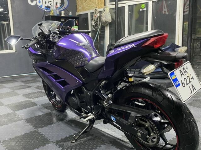 Кавасаки Ninja 250R, объемом двигателя 0.25 л и пробегом 0 тыс. км за 3100 $, фото 6 на Automoto.ua