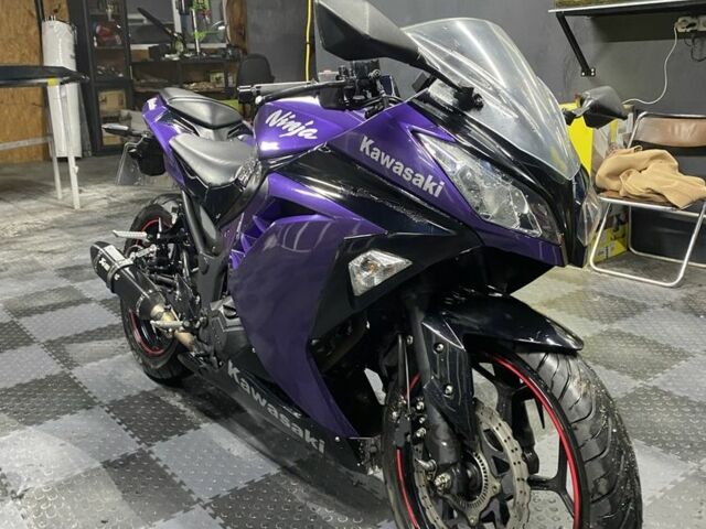 Кавасаки Ninja 250R, объемом двигателя 0.25 л и пробегом 0 тыс. км за 3100 $, фото 4 на Automoto.ua