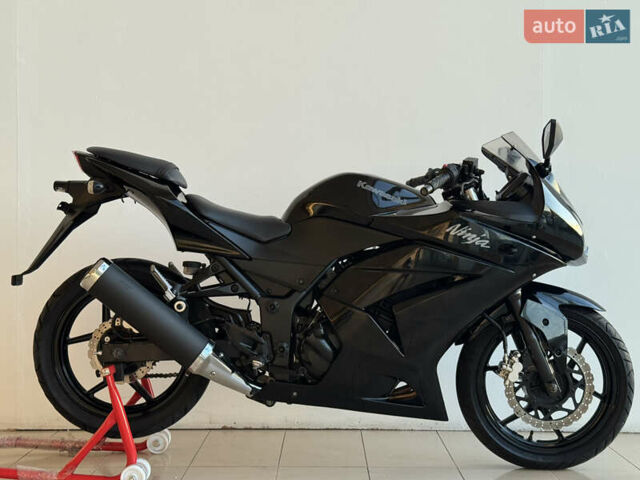 Кавасаки Ninja 250R, объемом двигателя 0.25 л и пробегом 18 тыс. км за 2900 $, фото 1 на Automoto.ua
