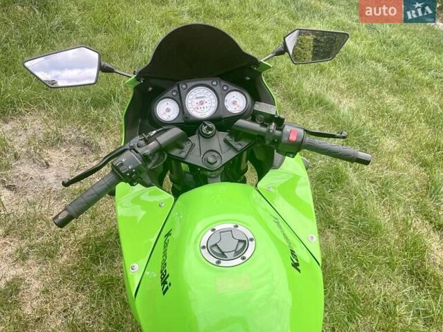 Зеленый Кавасаки Ninja 250R, объемом двигателя 0.25 л и пробегом 24 тыс. км за 5500 $, фото 7 на Automoto.ua