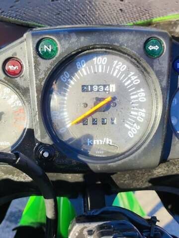 Зеленый Кавасаки Ninja 250R, объемом двигателя 0.25 л и пробегом 21 тыс. км за 3200 $, фото 5 на Automoto.ua