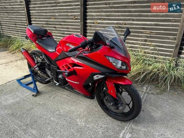 Кавасаки Ninja 300 2016 в Киеве на Automoto.ua Красный Кавасаки Ninja 300, объемом двигателя 0.3 л и пробегом 33 тыс. км за 3500 $, фото 13 на Automoto.ua