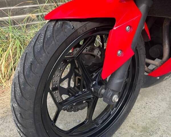 Кавасаки Ninja 300 2016 в Киеве на Automoto.ua Красный Кавасаки Ninja 300, объемом двигателя 0.3 л и пробегом 33 тыс. км за 3500 $, фото 10 на Automoto.ua