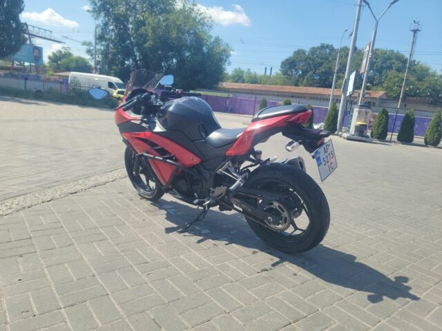 Кавасаки Ninja 300, объемом двигателя 0.3 л и пробегом 0 тыс. км за 3400 $, фото 7 на Automoto.ua