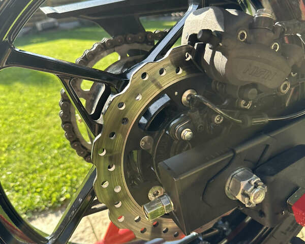 Белый Кавасаки Ninja 400, объемом двигателя 0.4 л и пробегом 4 тыс. км за 6500 $, фото 6 на Automoto.ua