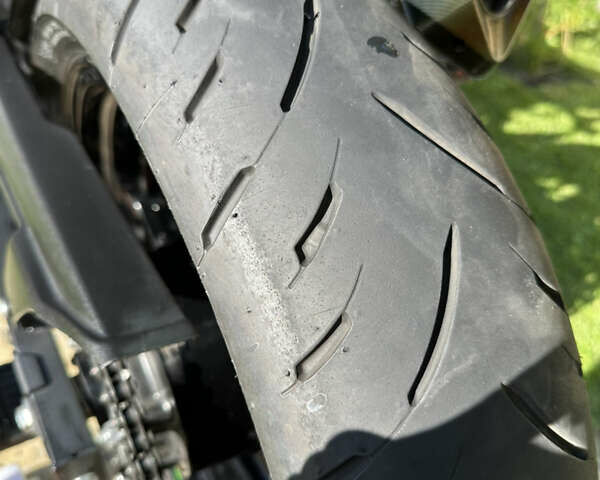 Белый Кавасаки Ninja 400, объемом двигателя 0.4 л и пробегом 4 тыс. км за 6500 $, фото 9 на Automoto.ua