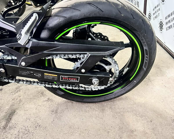 Черный Кавасаки Ninja 400, объемом двигателя 0.4 л и пробегом 9 тыс. км за 5200 $, фото 4 на Automoto.ua