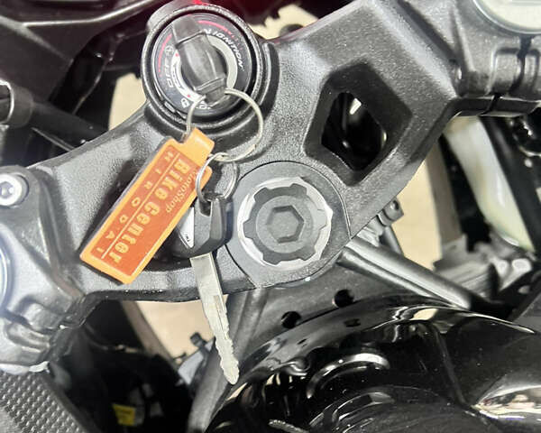 Черный Кавасаки Ninja 400, объемом двигателя 0.4 л и пробегом 9 тыс. км за 5200 $, фото 6 на Automoto.ua