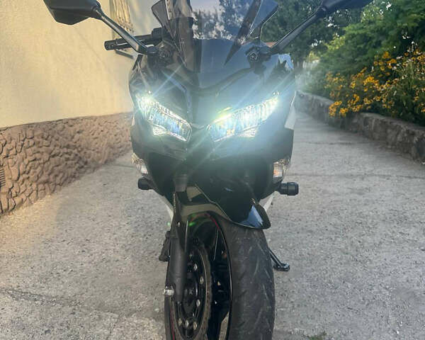 Черный Кавасаки Ninja 400, объемом двигателя 0.4 л и пробегом 8 тыс. км за 6200 $, фото 17 на Automoto.ua