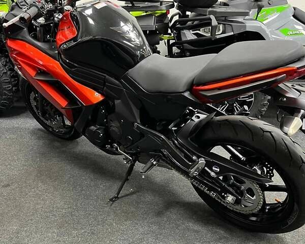 Чорний Кавасакі Ninja 400, об'ємом двигуна 0.4 л та пробігом 23 тис. км за 4800 $, фото 4 на Automoto.ua