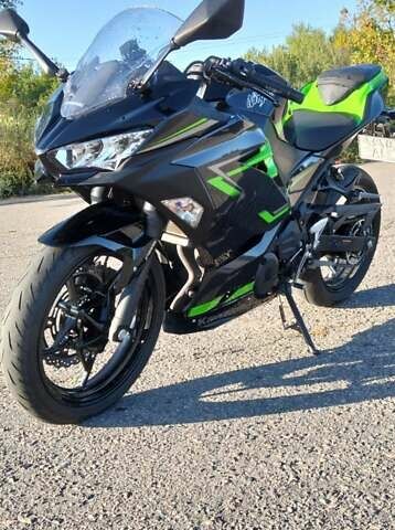 Чорний Кавасакі Ninja 400, об'ємом двигуна 0.4 л та пробігом 15 тис. км за 5500 $, фото 6 на Automoto.ua
