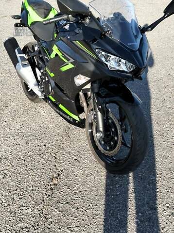 Чорний Кавасакі Ninja 400, об'ємом двигуна 0.4 л та пробігом 15 тис. км за 5500 $, фото 20 на Automoto.ua