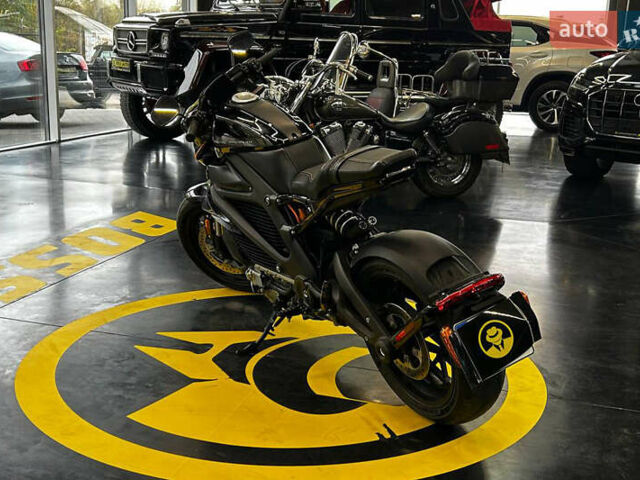 Черный Кавасаки Ninja 400, объемом двигателя 0 л и пробегом 13 тыс. км за 6400 $, фото 4 на Automoto.ua