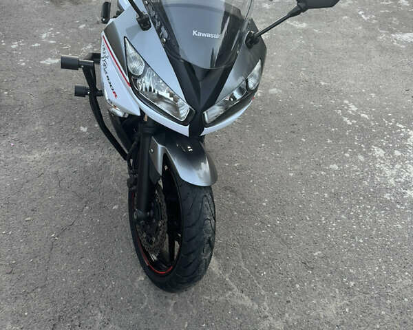 Кавасаки Ninja 400, объемом двигателя 0 л и пробегом 27 тыс. км за 4700 $, фото 9 на Automoto.ua
