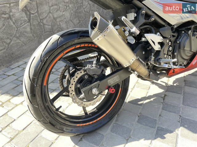 Кавасакі Ninja 400, об'ємом двигуна 0.4 л та пробігом 31 тис. км за 5100 $, фото 8 на Automoto.ua