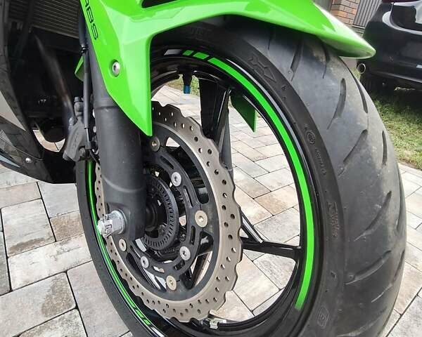 Кавасаки Ninja 400, объемом двигателя 0.4 л и пробегом 8 тыс. км за 5400 $, фото 18 на Automoto.ua