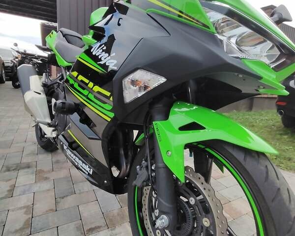 Кавасаки Ninja 400, объемом двигателя 0.4 л и пробегом 8 тыс. км за 5400 $, фото 16 на Automoto.ua