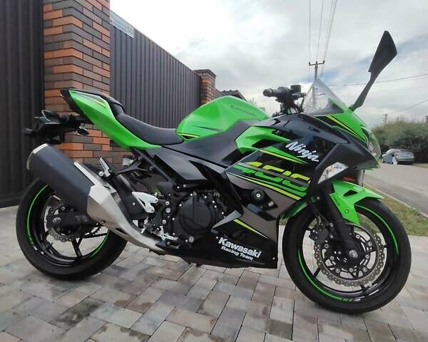 Кавасаки Ninja 400, объемом двигателя 0.4 л и пробегом 8 тыс. км за 5400 $, фото 20 на Automoto.ua