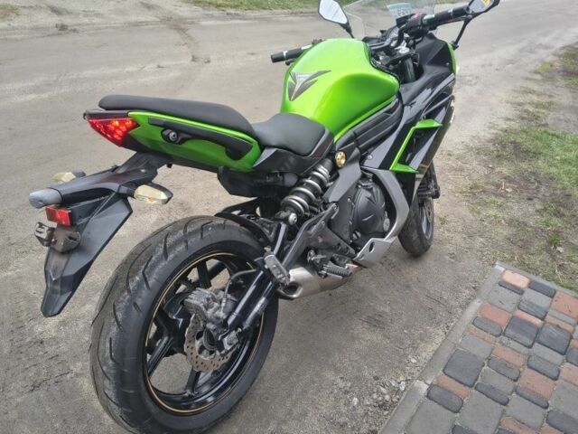 Кавасаки Ninja 400, объемом двигателя 0.4 л и пробегом 0 тыс. км за 3400 $, фото 4 на Automoto.ua